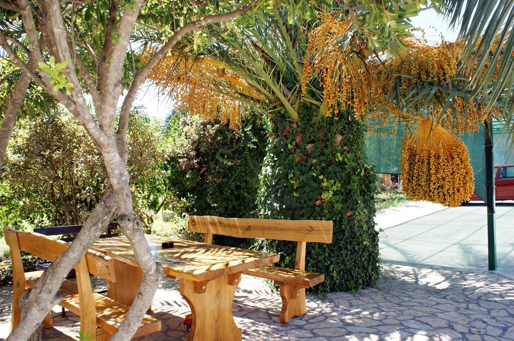Apartments Kairos - Bili 9 Kaštela Εξωτερικό φωτογραφία