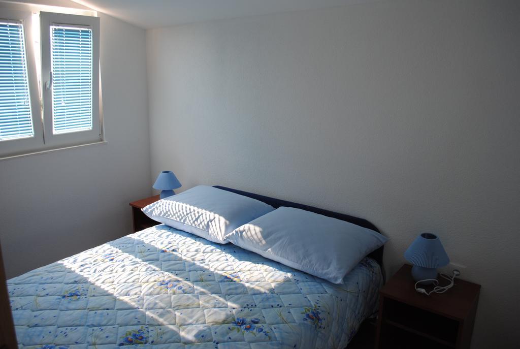 Apartments Kairos - Bili 9 Kaštela Δωμάτιο φωτογραφία