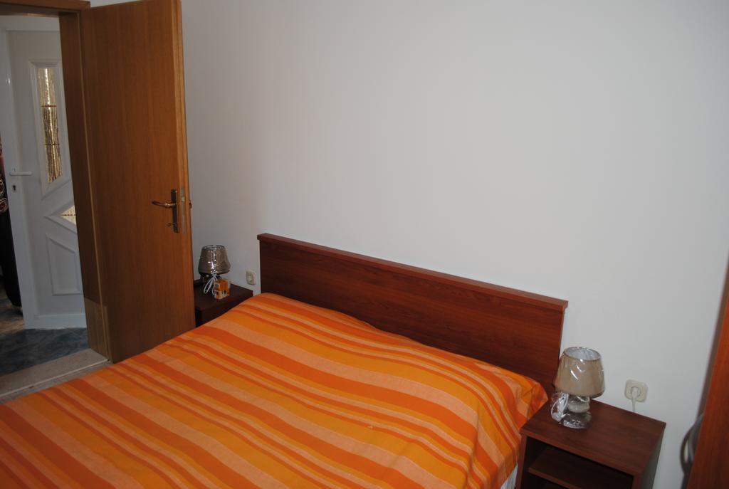 Apartments Kairos - Bili 9 Kaštela Δωμάτιο φωτογραφία